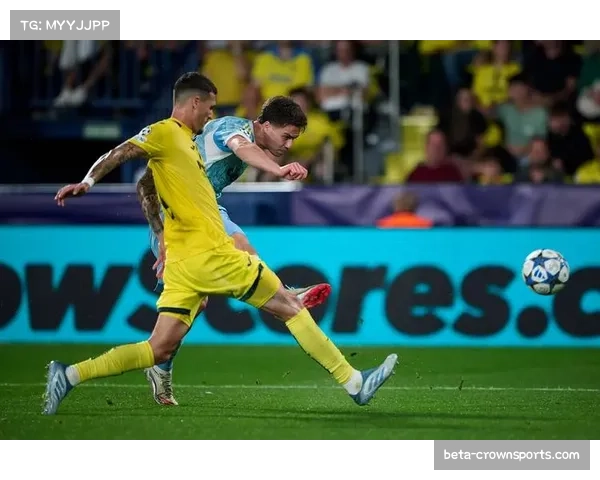 巴埃纳助攻西蒙尼进球展才华 比利亚雷亚尔中场创造力足